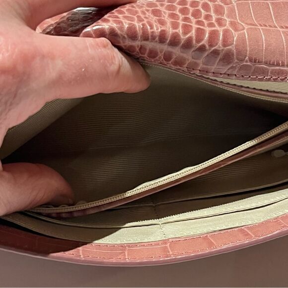 Beautiful Ann Taylor Leather Envelope Clutch Mauve Croc Embossed - Picture 9 of 13